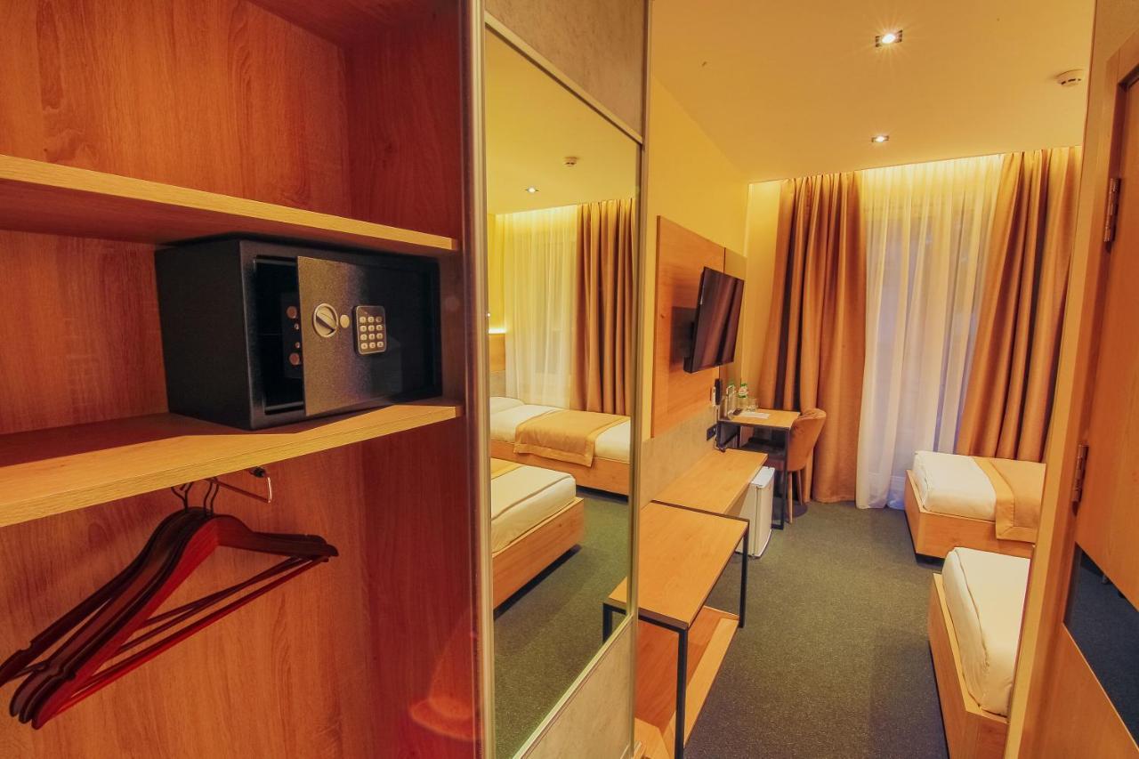Sport Hotel 1 Czerkasy Zewnętrze zdjęcie